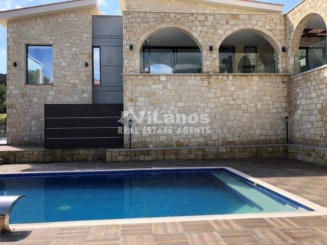 (用于出售) 住宅 花园别墅 || Limassol/Akrounta - 400 平方米, 4 卧室, 3.000.000€ 