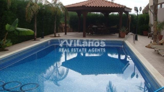 (For Sale) Residential Villa || Limassol/Limassol - 400 Sq.m, 5 Bedrooms, 1.000.000€ 