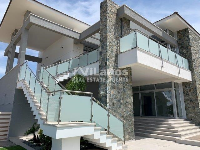 (用于出售) 住宅 花园别墅 || Limassol/Limassol - 366 平方米, 3 卧室, 990.000€ 