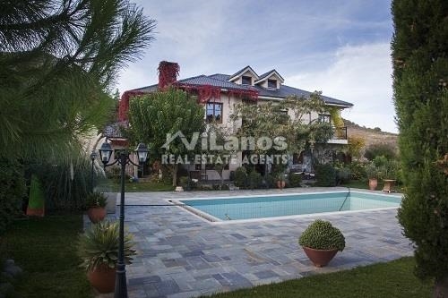(Προς Πώληση) Κατοικία Μονοκατοικία || Λεμεσός/Πέρα Πεδί - 450 τ.μ, 7 Υ/Δ, 1.700.000€ 