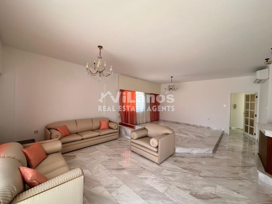 (用于出租) 住宅 单身公寓房 || Limassol/Mesa Geitonia - 350 平方米, 3 卧室, 2.300€ 