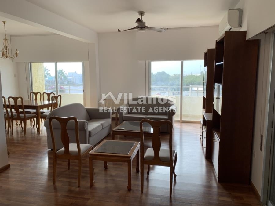 (Аренда) Жилая Апартаменты на целый этаж || Лимассол/Лимассол - 150 кв.м, 4 Спальня/и, 2.000€ 