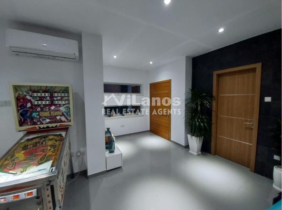 (Аренда) Жилая Вилла || Лимассол/Палодия - 300 кв.м, 4 Спальня/и, 5.000€ 