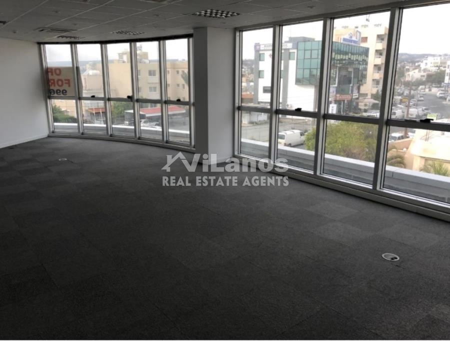 (Προς Ενοικίαση) Επαγγελματικός Χώρος Γραφείο || Λεμεσός/Λεμεσός - 400 τ.μ, 13.600€ 